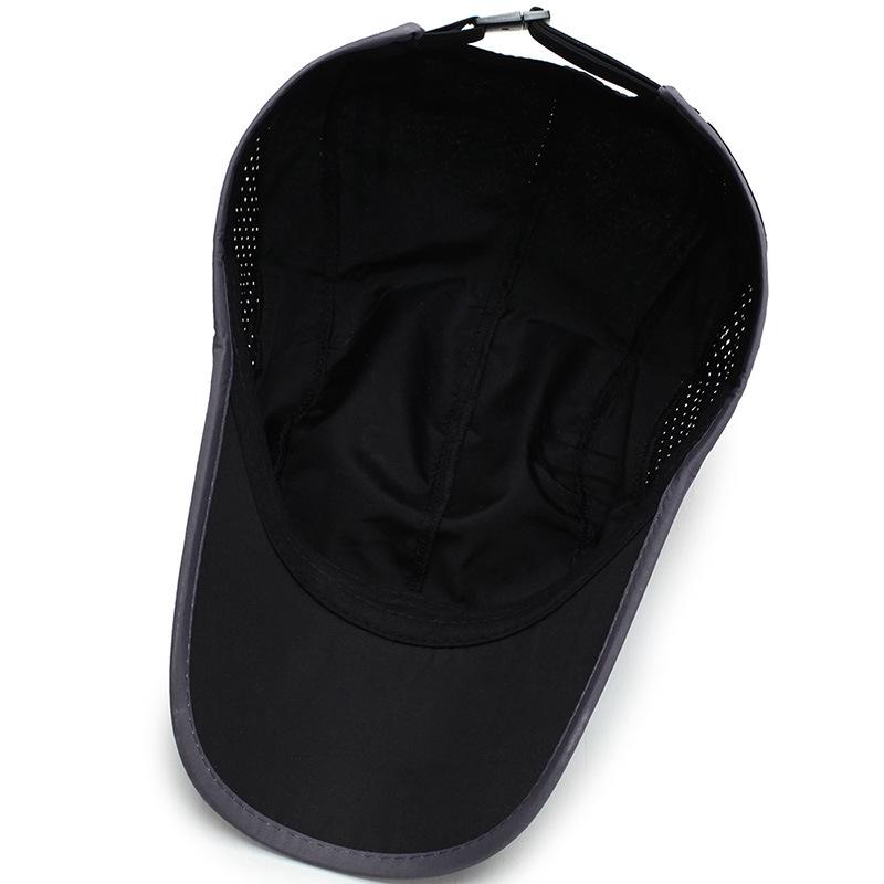 Кепка бейсболка с козырьком для головы