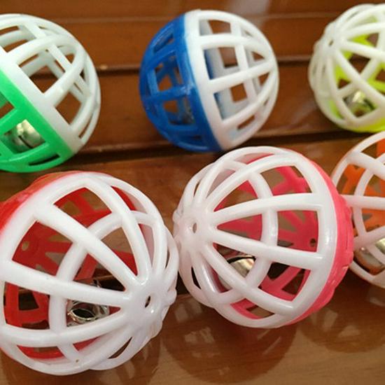 Dual-Color Bell Toy Ball for Hamsters, Chinchillas, Cats, and Dogs - 4CM Round Plastic Design
