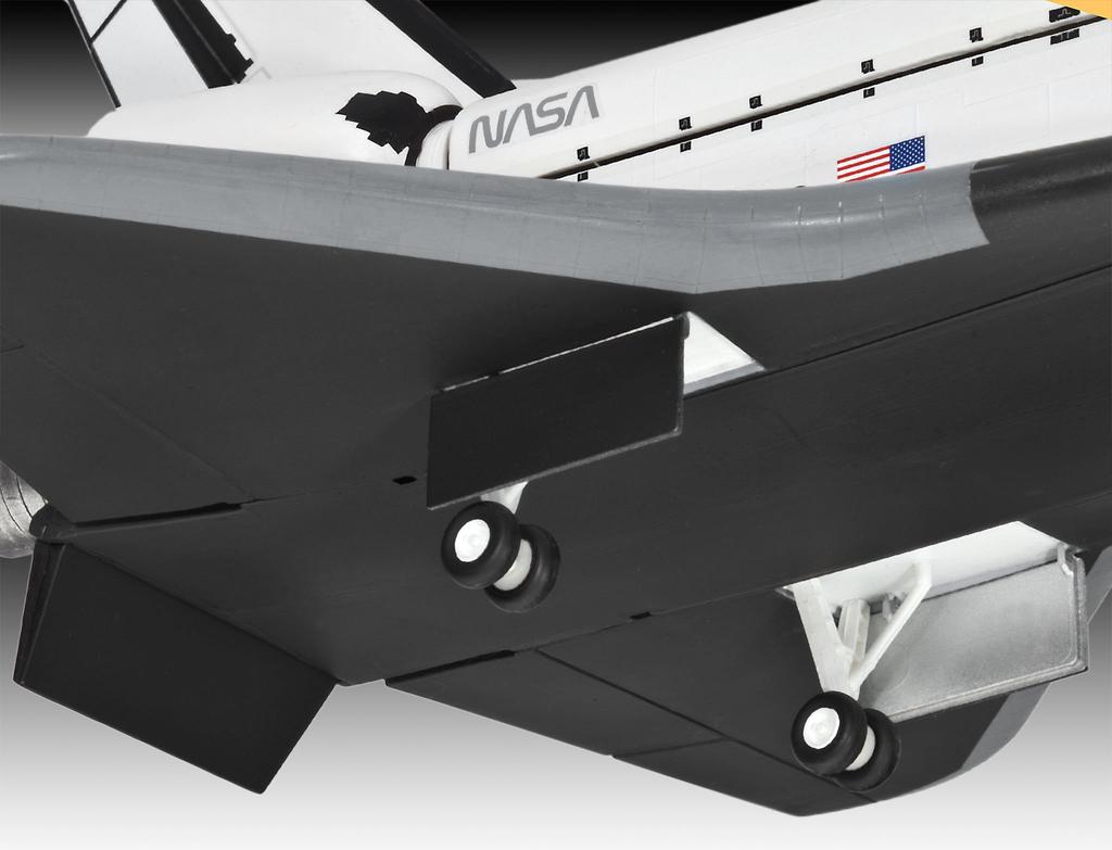 German Revell 1/144 Space Shuttle Atlantis 04544 Plastic Model