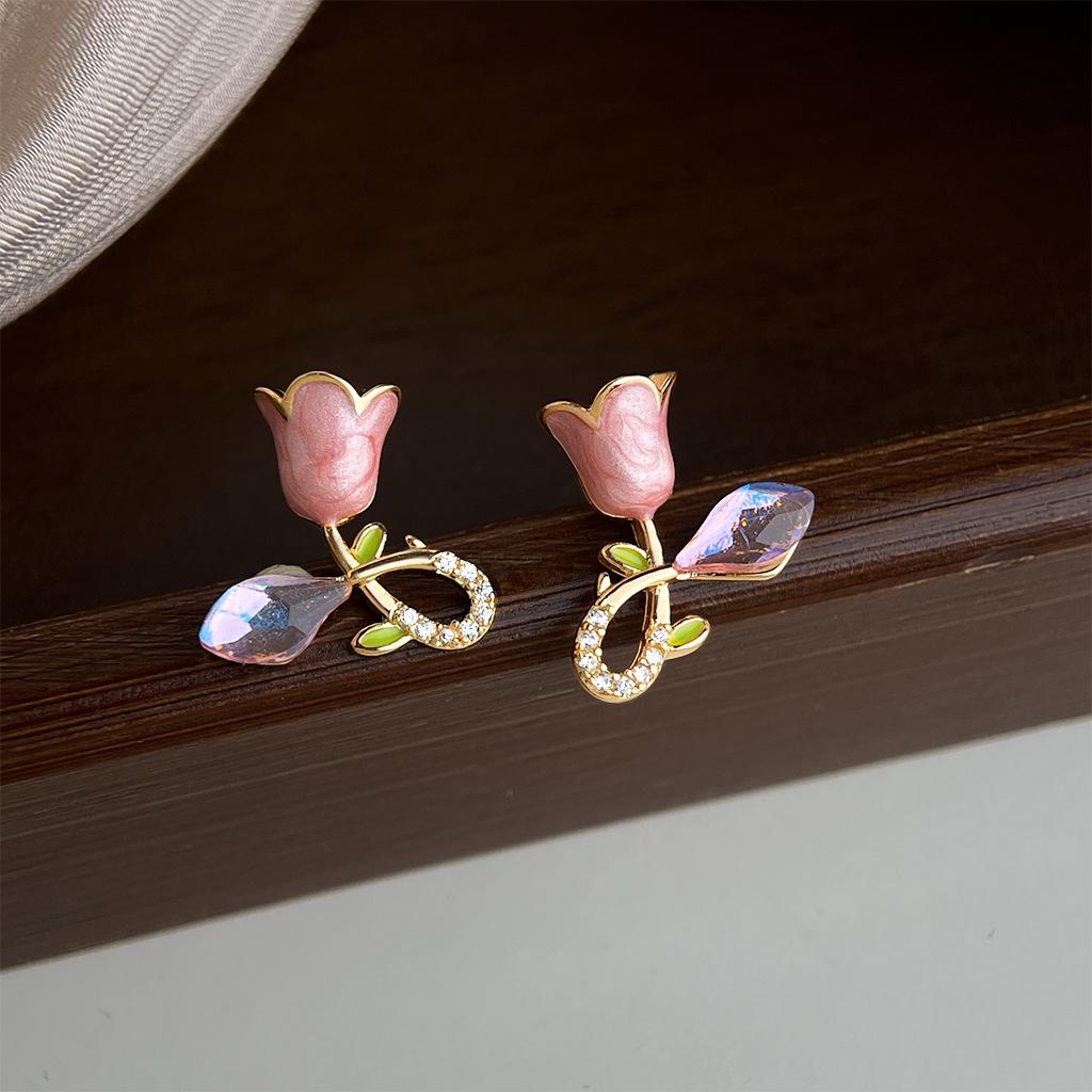 Серебряные серьги-гвоздики в стиле французского кантри с цирконом в форме тюльпана - Свежие, Милые, Универсальные украшения