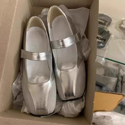 Туфли ручной работы из коровьей кожи~ Женские туфли Мэри Джейн на плоской подошве с квадратным носком 24 кожаные универсальные туфли на липучке