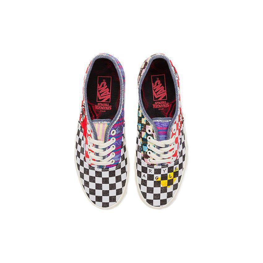 Кроссовки унисекс Stranger Things x Vans Authentic Surfer Boy Pizza Многоцветные Мульти Зефирный VN0A5JMPBO5