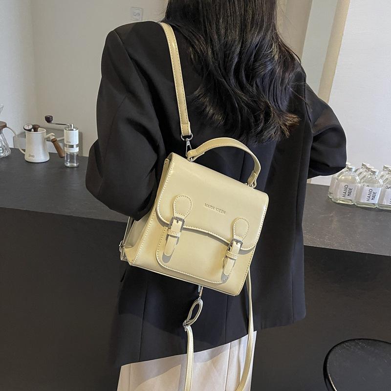 Autumn and Winter Retro Women's Backpack 2025 New Versatile Backpack Exquisite Mini Contrasting Color Schoolbag