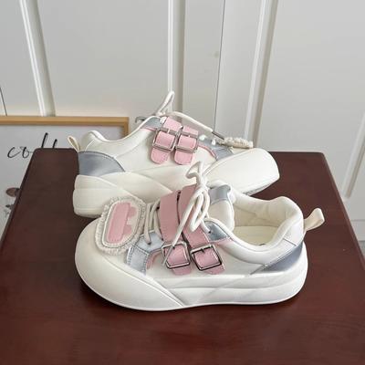 Женская обувь – Кроссовки