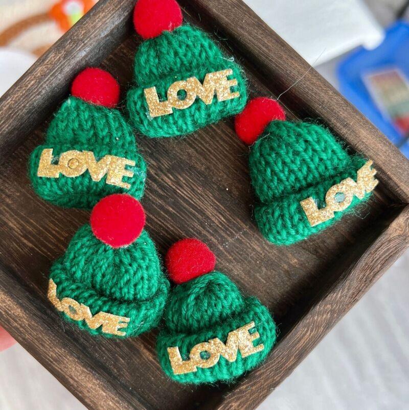 10/20pcs Mini Santa Hat & Scarf 2026 New Christmas Costume for Cat Rabbit Doll Lollipop Bottle DIY Xmas Party Dinner Decoration