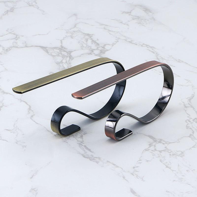 Multicolor Fireplace Hooks: Festive Metal Ornaments & Christmas Stocking Holders