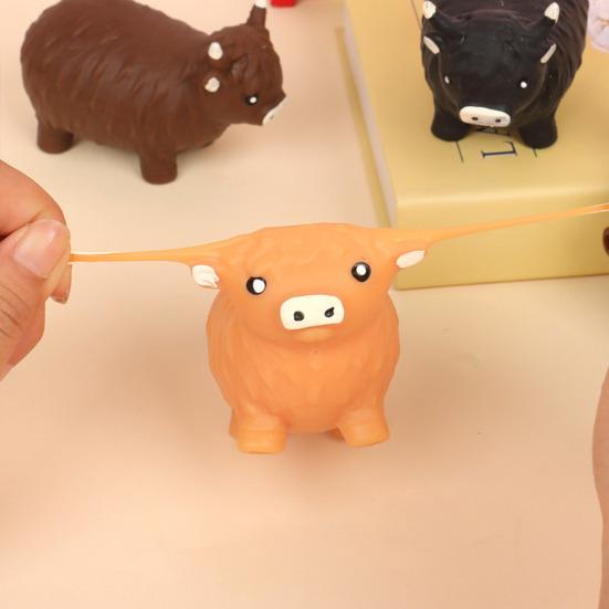 Highland Cow Squeeze Toy Cattle Sensory Toy Anxiety Relief Highland Soft Stretchy Animal