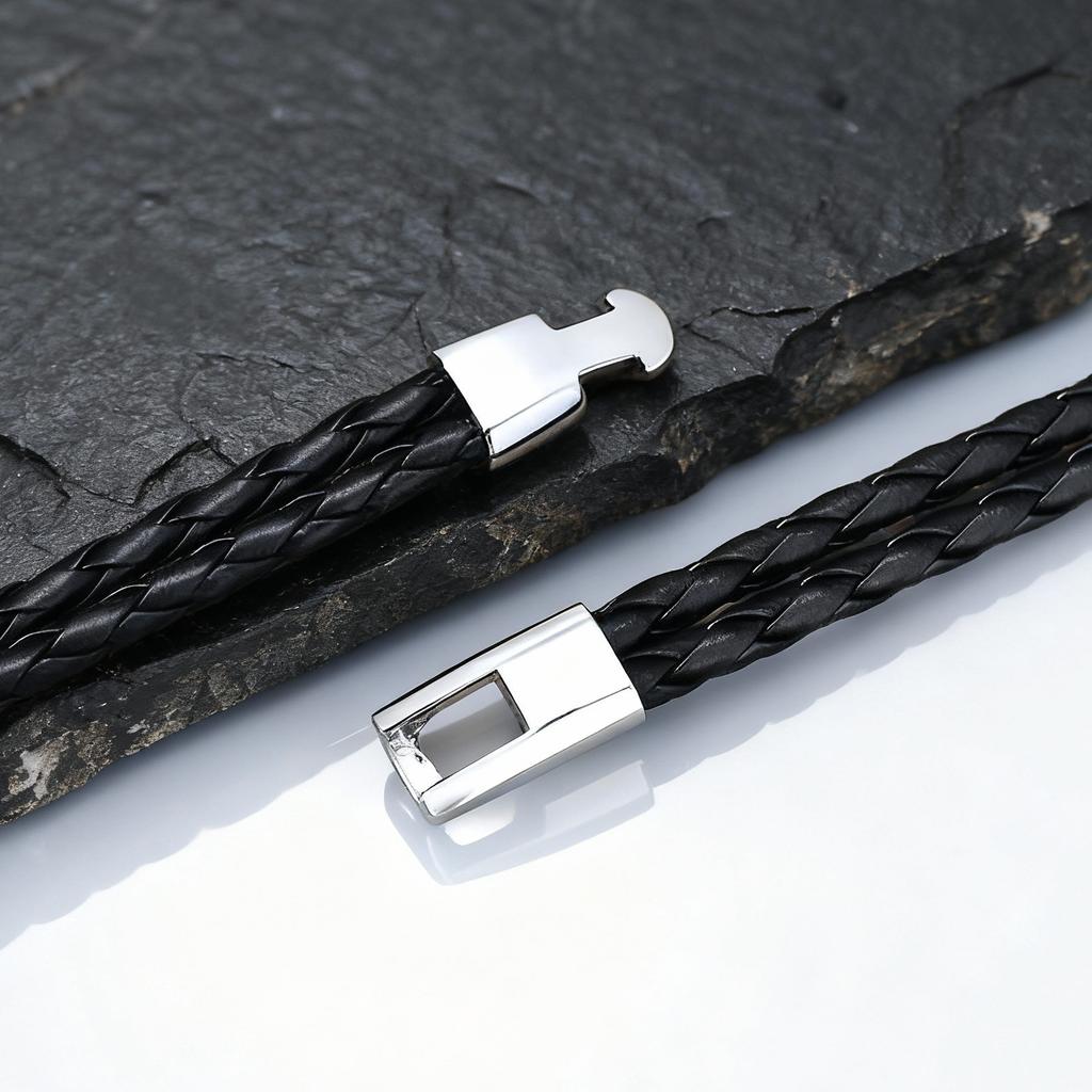 Vintage Elephant Black Leather Bracelet for Men,Trendy Elephant Charms Wristband Gift,An Elephant Never Forgets