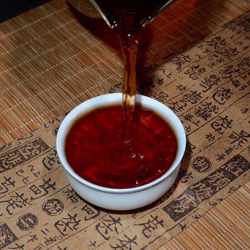 357 г Юньнаньский пуэр Спелый чай Золотая игла, приготовленный чайный торт Пуэр Черный чай Пуэр