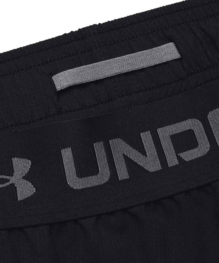 Шорты UNDERARMOUR Vennish Woven 1370382-001