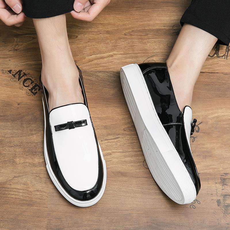 Classic Men's Loafers Trendy and Fashionable Design Style Outdoor Leisure and Business Black and White Color Blocking Shoes