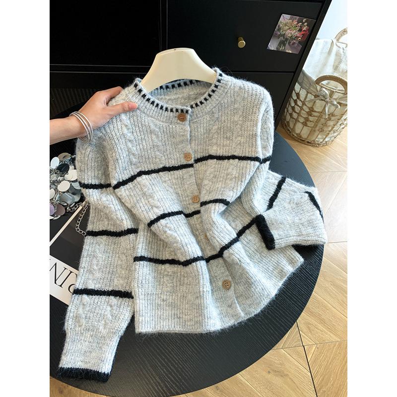 2026 Autumn Korean Style Loose Striped Knit Cardigan Women's Trendy Sweater Coat