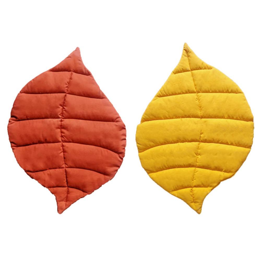 Leaf Shaped Cat Bed Soft Cotton Pet Bed New Cat Nest Pet Accessories