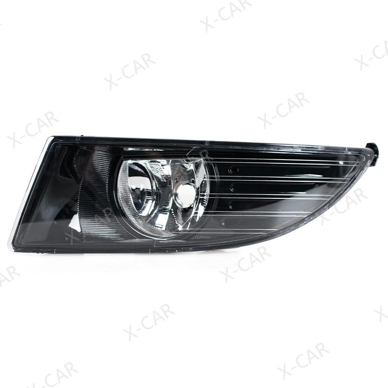 For Skoda Fabia MK2 5J 2011 2012 2013 2014 2015 Front Fog Light Lamp Black White No Bulbs Car Lights 5J0941701 5J0941702