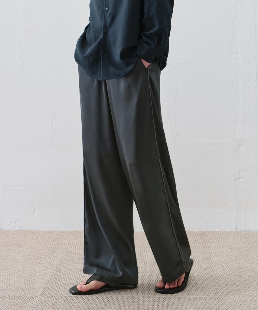 DRAW FIT Luster Single Line Track Pants [Charcoal]