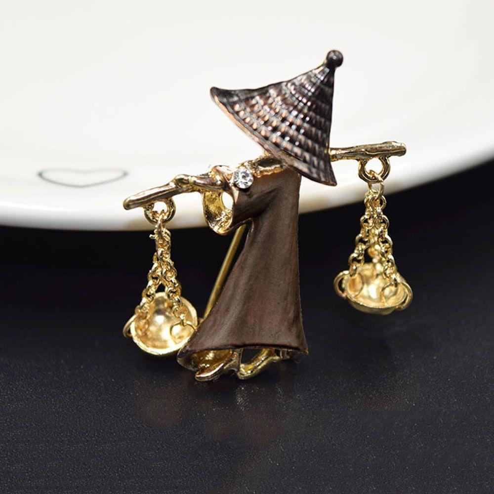 Punk Retro Dosa Burden Old man Badge Gift For Men Women Accessories Jewelry Corsage Brooch Pins