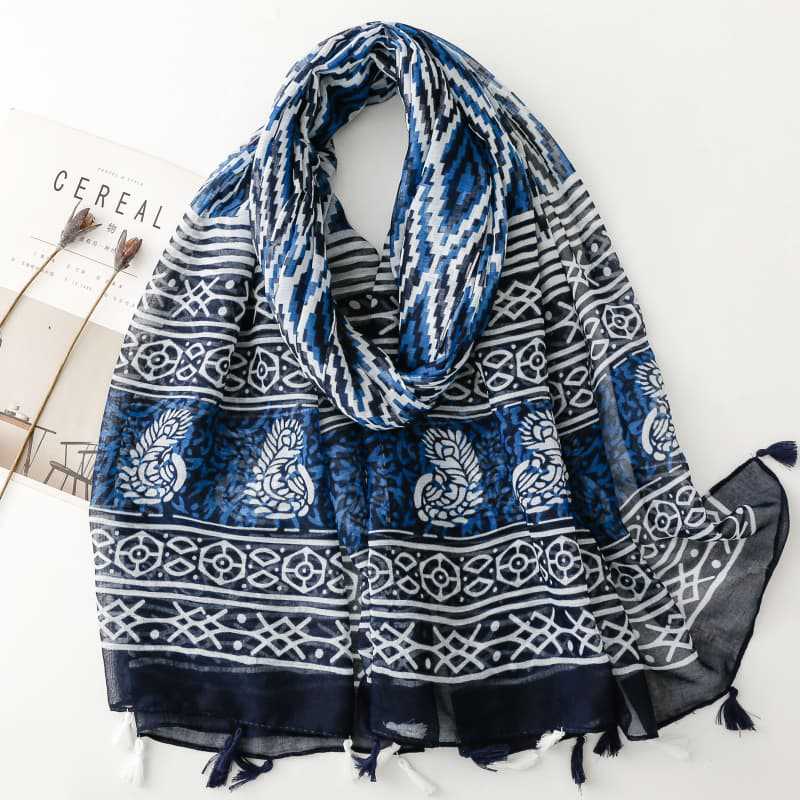 Spring/summer Bohemian Style Artistic Scarf with Fringe Decoration and Large Mesh Fabric