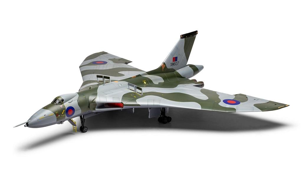 Пластиковая модель Airfix Avro Vulcan Operation Blackback X12013 1/72 B.2