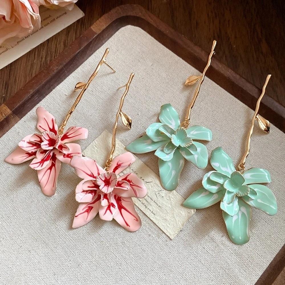 Zinc Zinc Alloy Floral Pendant Earrings Big Flower Stud Earrings Enamel Flower Drop Earrings Vacation