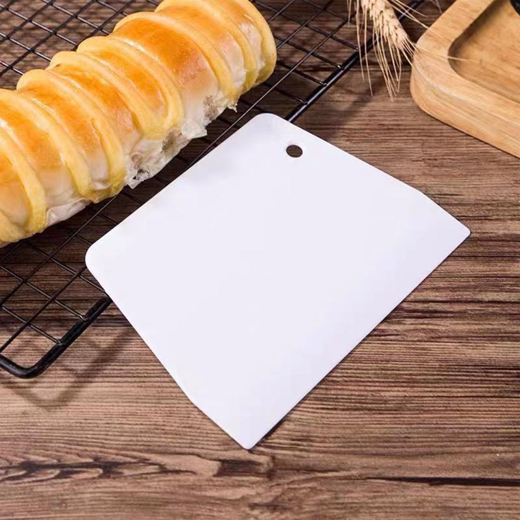 Скребок для теста, легкий, плоский, многоразовый, пластиковый скребок для миски, многофункциональный, гибкий, с отверстием для подвешивания для кухни