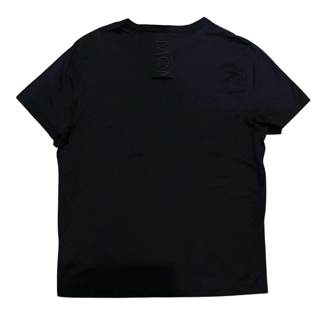 Подержанная женская футболка с коротким рукавом MONCLER