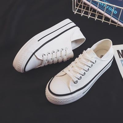 Холщовые туфли на платформе с одним педалем, новые женские туфли на полупятке с увеличением высоты, два способа ношения, маленькие белые туфли, наступать на пятки