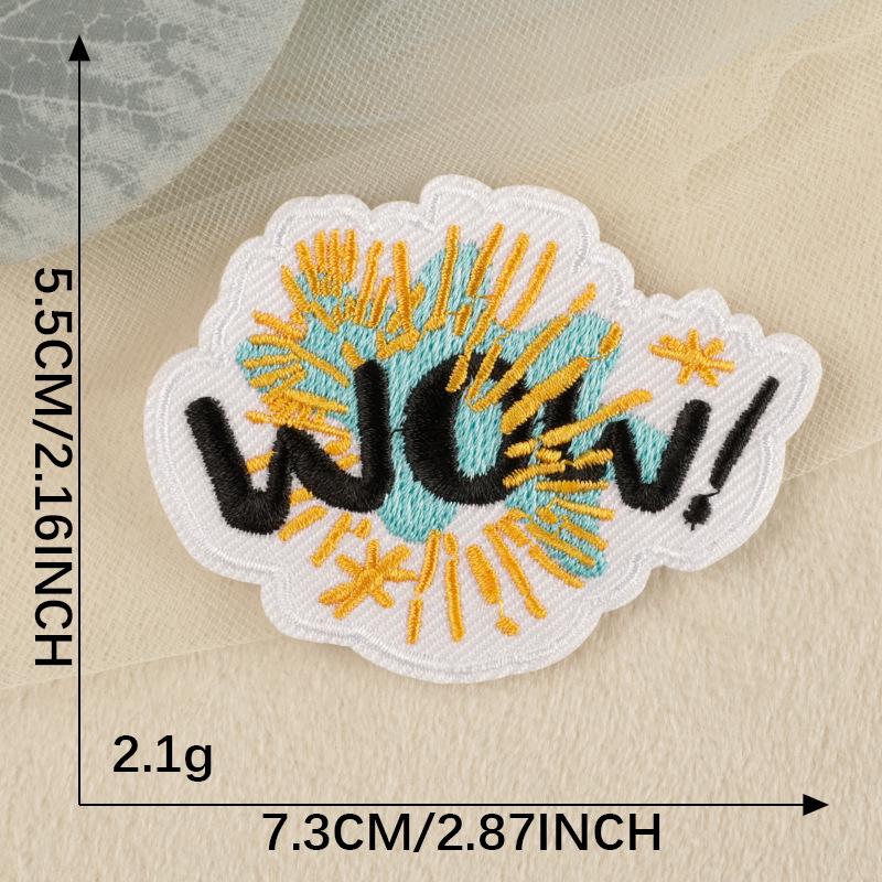 Оригинальная мультяшная вышивка в виде смайлика для одежды и головных уборов