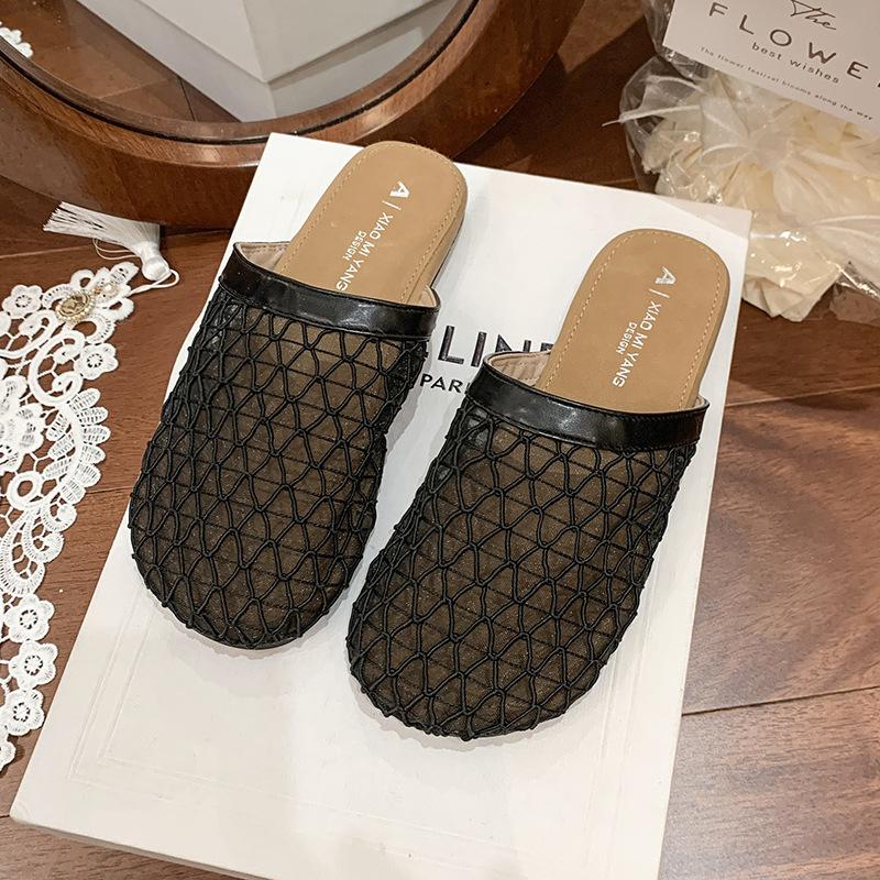 Niche Design Sense Mesh Hollow Flat Bottom Bag Head Half Slippers Women's 2025 Summer Retro Vacation Cool Slippers