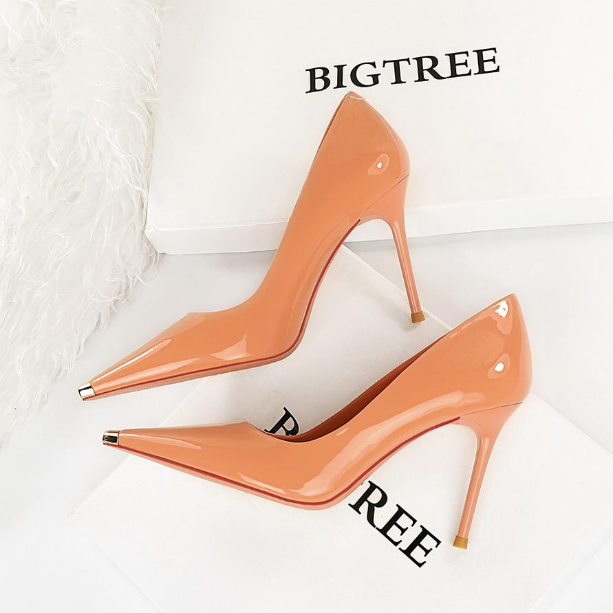 Sexy Slim High Heels Thin Heels, Ultra High Heels Bright Lacquer Skin, Shallow Mouth Metal Pointed Single Shoes