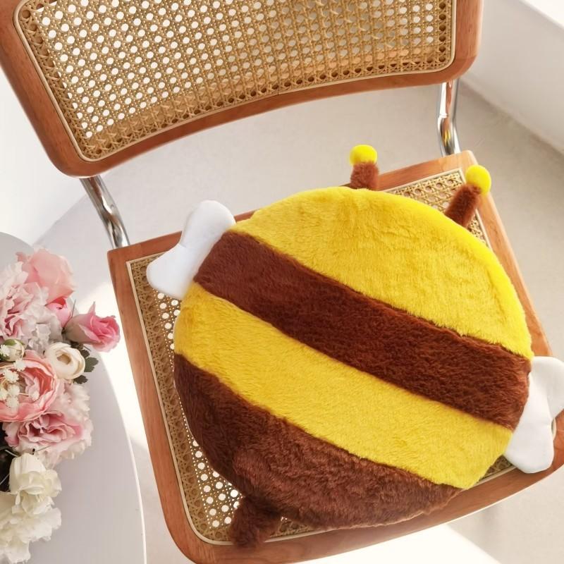 Подушка для сиденья из пены с эффектом памяти с мультяшным котом для комфорта в общежитии и для отдыха