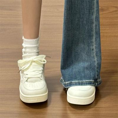 Женская обувь – Кроссовки