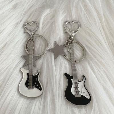 Гитара Love Heart Star Key Chain для женщин Sweet Cool Trend Fashion Подвеска Vintage Aesthetic Accessories Gift New