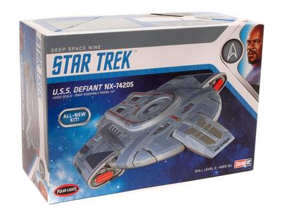 Полярное сияние Star Trek Defiant 1/1000 USS