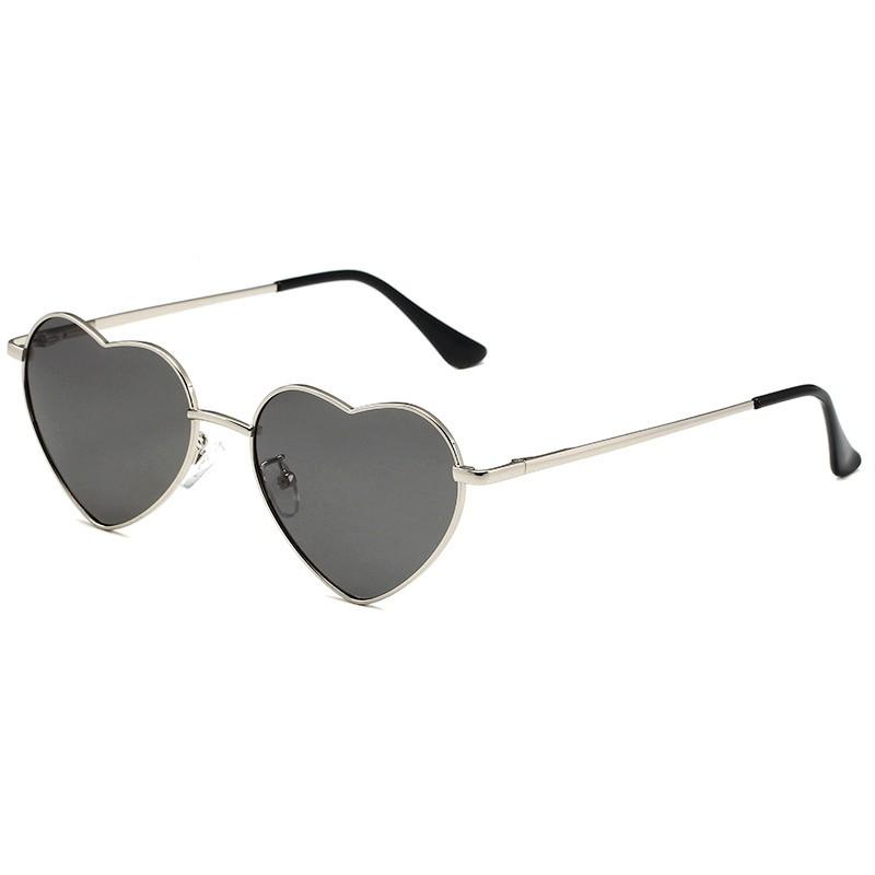 Fashion Women's Metal Heart Shaped Sunglasses Gradient Outdoor Goggles Female Eyewear UV400 Shades Metal Women Girls Sunglasses