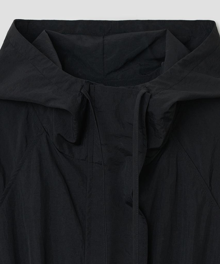 TYPESERVICE Shirred Hood Jacket [Black]