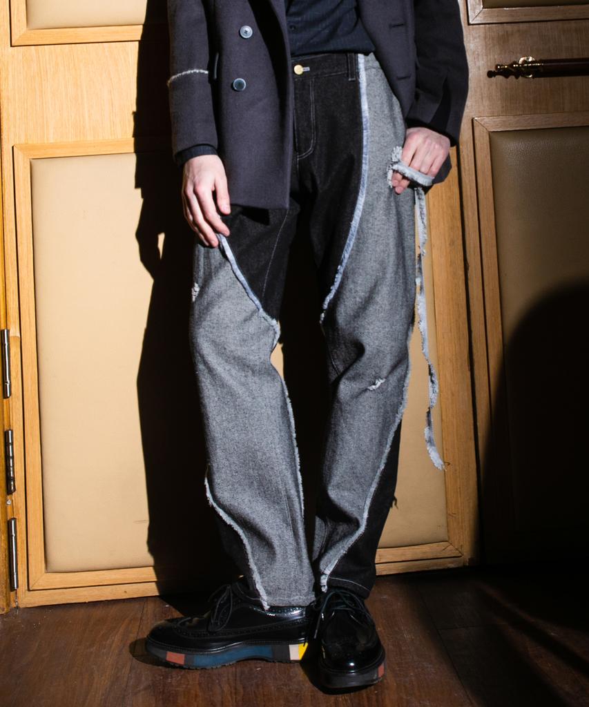 WHYSOCEREALZ Black Swan Jeans