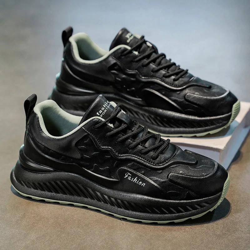 Мужская повседневная спортивная обувь модная и универсальная, подходит для ежедневных поездок на работу. Она легкая и удобная.