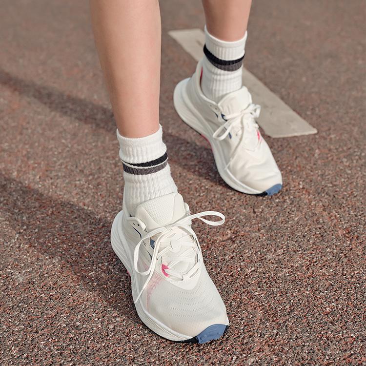 Reebok Floatride Energy 5 Удобные износостойкие дышащие низкие кроссовки для бега женские бежевые 100074426
