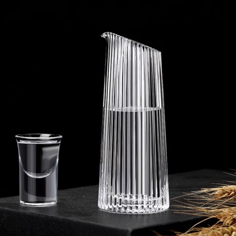 125ml Striped Wine Dispenser 2pcs Set Household Baijiu Pot Bar Transparent Drinkware Red Wine Dispenser Suitable for Gatherings