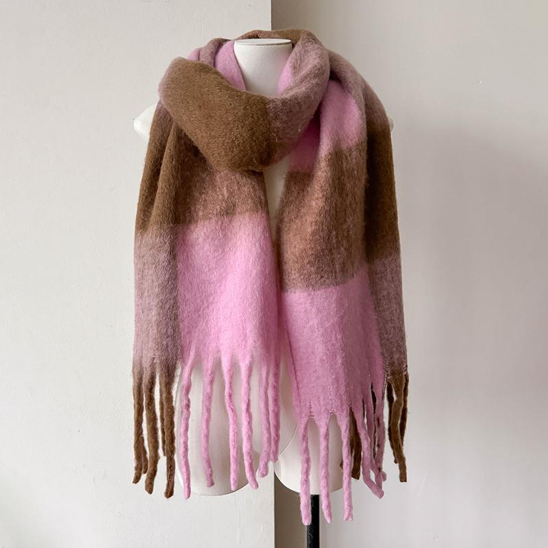 Soft Shawl Women Lattice Scarf Autumn Winter Cashmere Scarf Thickened Warmth Shawl Classic Tassels Fluffy Scarf Bufanda New