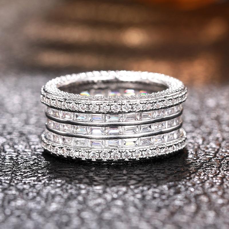 2026 Personalized New Inlaid Zircon Ring Fashion Full Diamond Light Luxury Popular Geometry Engagement Zircon Accessories