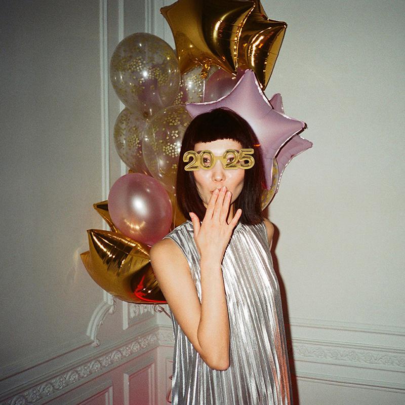 2025 Очки Новогодняя вечеринка Украшения для глаз Пластиковый реквизит Солнцезащитные очки Реквизит для фотосъемки Рождественские украшения Смешные очки