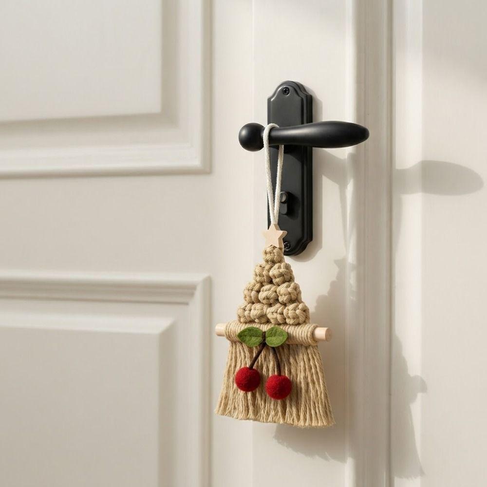 Hand Woven Xmas Tree Hanging Pendant Tassel Design Christmas Wall Pendant Christmas Gift