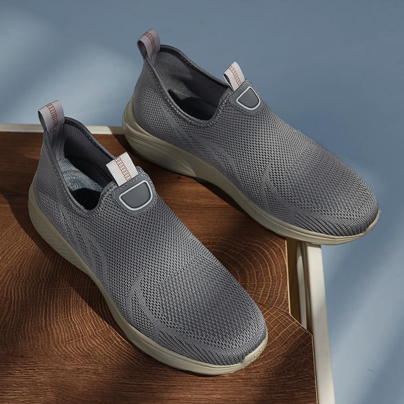 Fashion Slip-On Walking Shoes Men Breathable Hiking Casual Shoes Male Comfortable Loafers Summer All-match Flats Lightweight Mesh Shoes