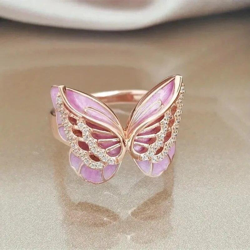 Elegant Silver Color Carving Styled Butterfly Rings Exquisite Fashion Inlaid Purple Zircon Engagement Wedding Rings for Women