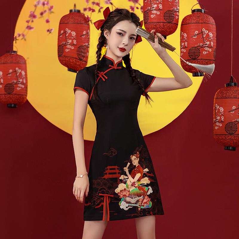 2025 Summer Black Qipao: Youthful, Modern Chinese Style