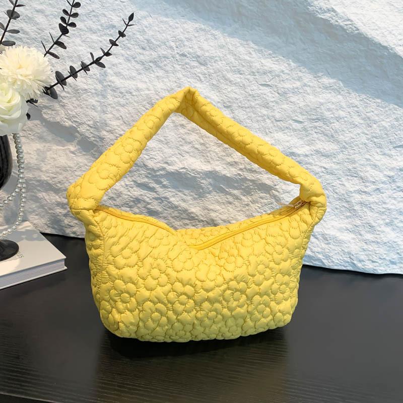 Простая и стильная сумка для поездок на работу под мышкой Простая и стильная сумка-тоут для поездок на работу 2024 года, сумка на плечо с нишевым дизайном