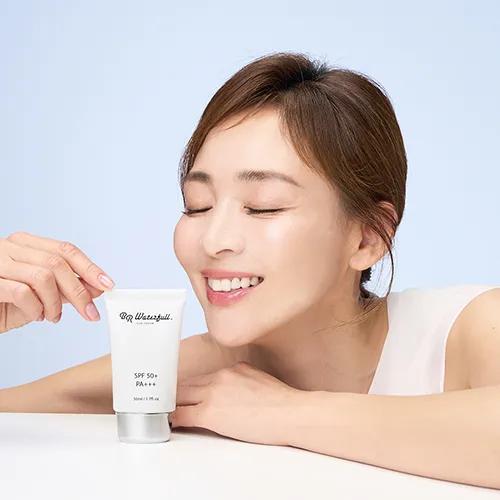 BR Водостойкий солнцезащитный крем SPF 50+ PA+++ 50 мл
