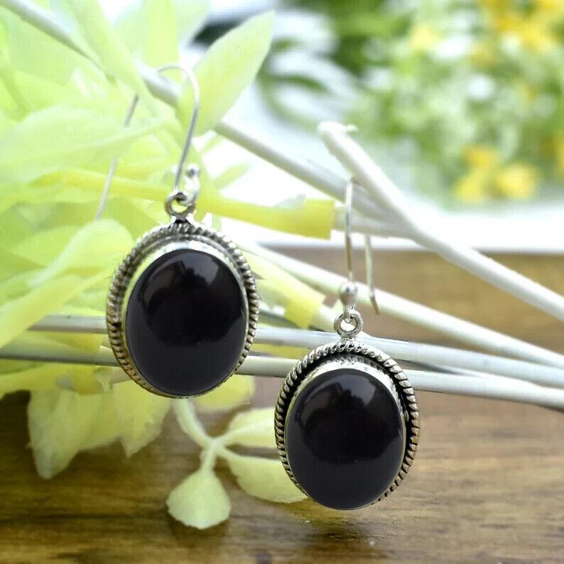 Серьги из черного оникса - овальные серьги с кабошоном - черные серьги из камня