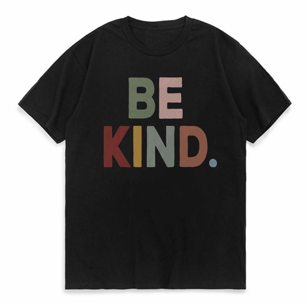 Mens Summer Loose Fit T Shirt be Kind Print Tshirt Tops Oneck Pactwork Casual T shirts Men New Designer Clothes Streetwear